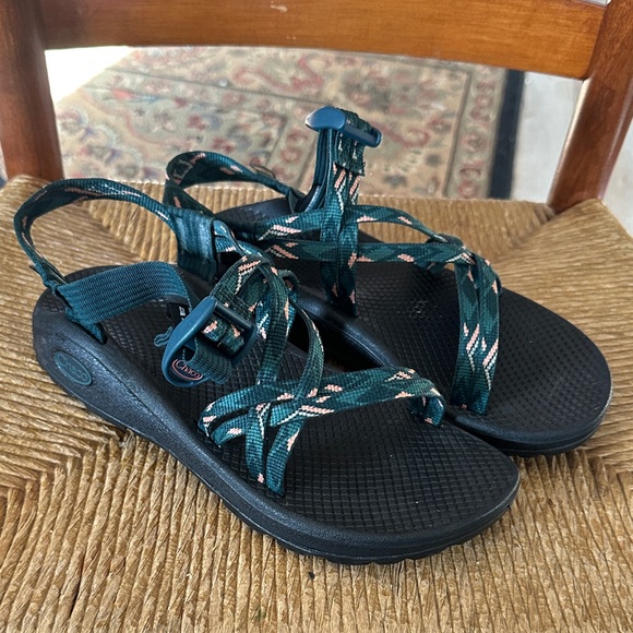 Chaco woman’s zcloud Dark Teal and Black x Warren pine adventure Sandals - Picture 3 of 11
